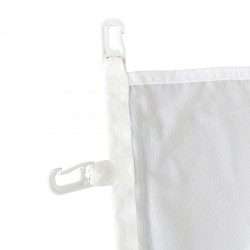 Flagg med hvite kroker